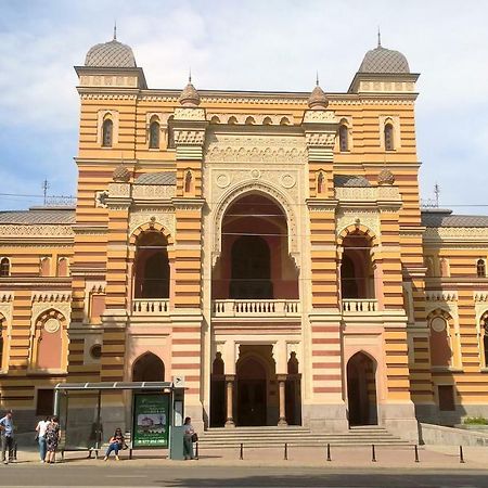 Parliament On Rustaveli Studio Tbilisi Exterior photo