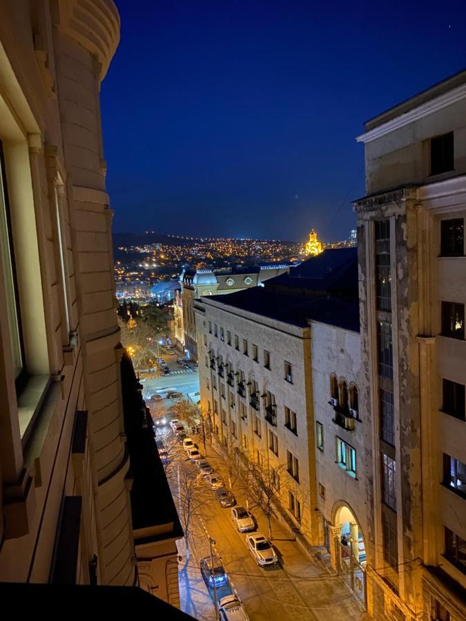 Parliament On Rustaveli Studio Tbilisi Exterior photo